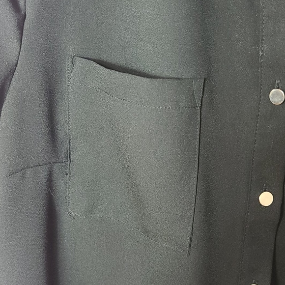 Black blouse - Picture 2 of 5